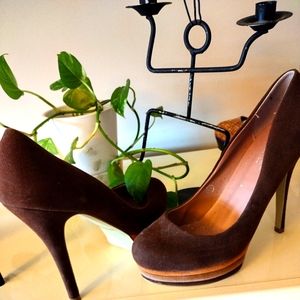 New High Heels Size 11 Faux Suede